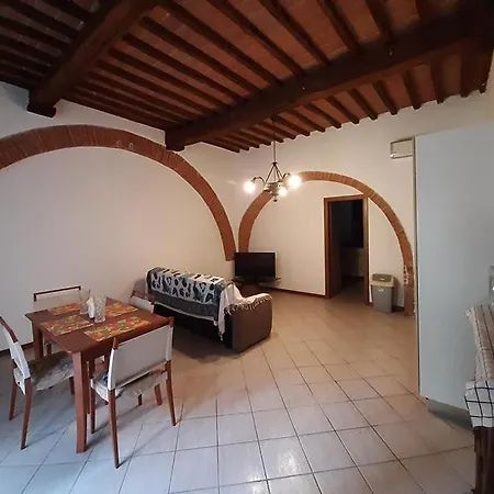 Savelli House In Center With Private Parking And Garden